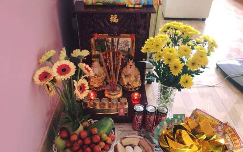 bố trí bàn thờ ông địa