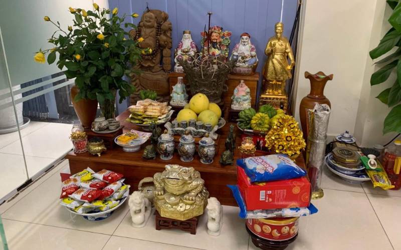 cách bố trí bàn thờ ông địa